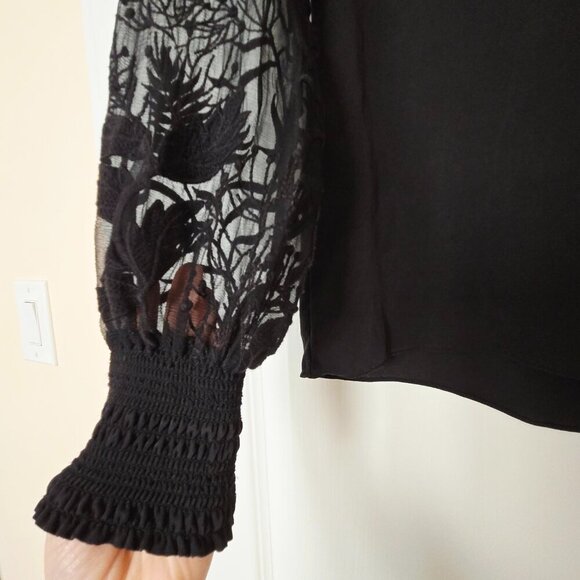 Elie Tahari Black 100% Silk Blouse with Sheer Floral Lace Sleeves Size XS - Picture 2 of 12